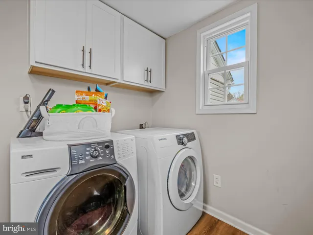 $200,000 | 273 Potomac Street, Paw Paw, WV 25434