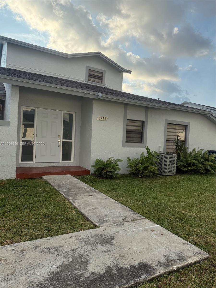 6793 Southwest 152nd Place, Unit 4793 Miami, FL 33193 - Photo 2 of 29