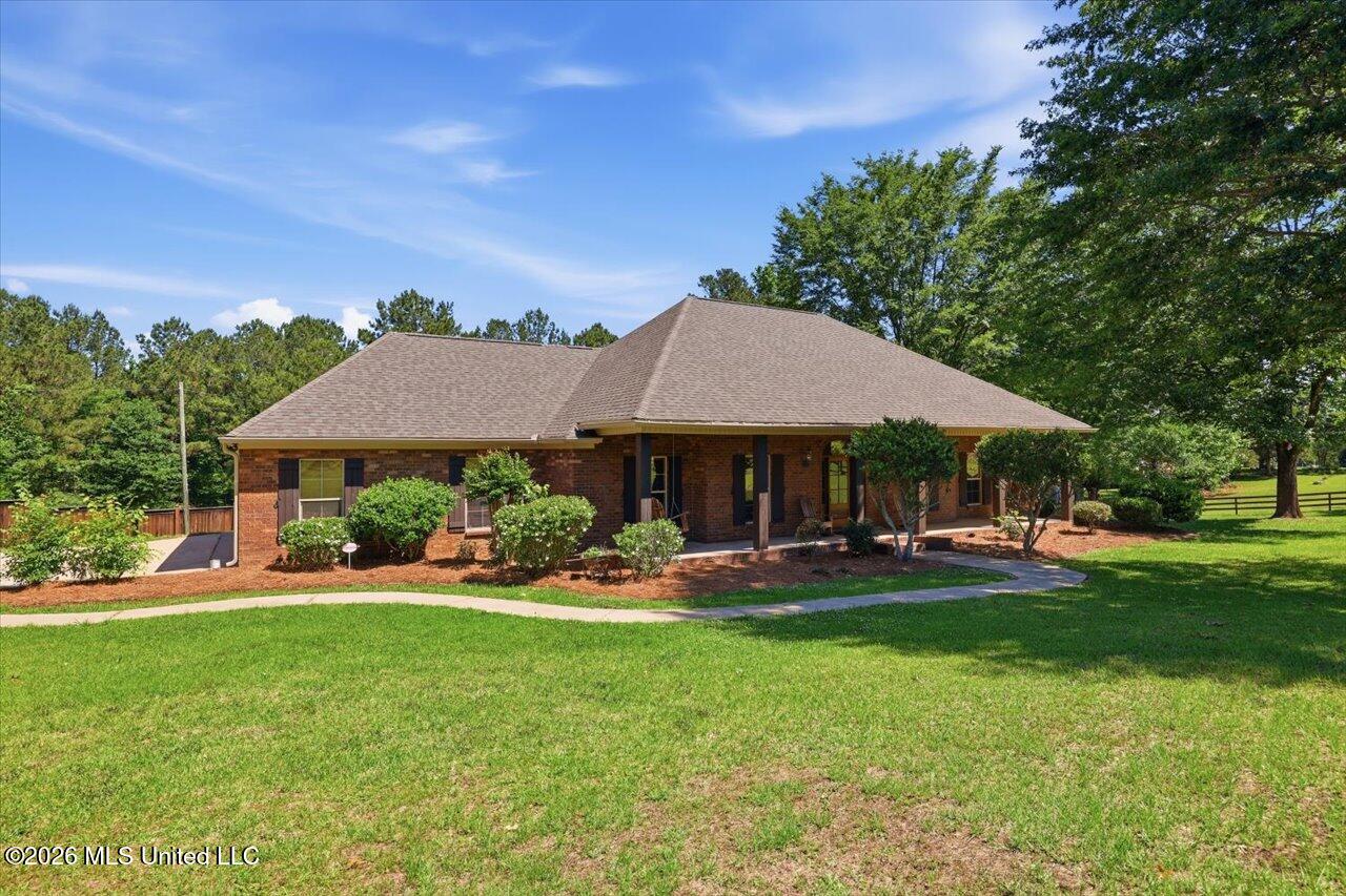 1800 White Road Florence, MS 39073 - Photo 2 of 43 IMG_7762