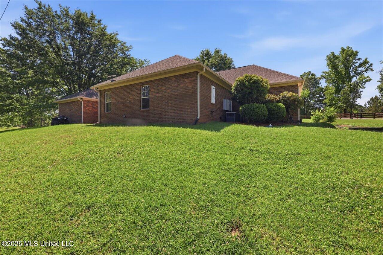 1800 White Road Florence, MS 39073 - Photo 40 of 43 IMG_7804