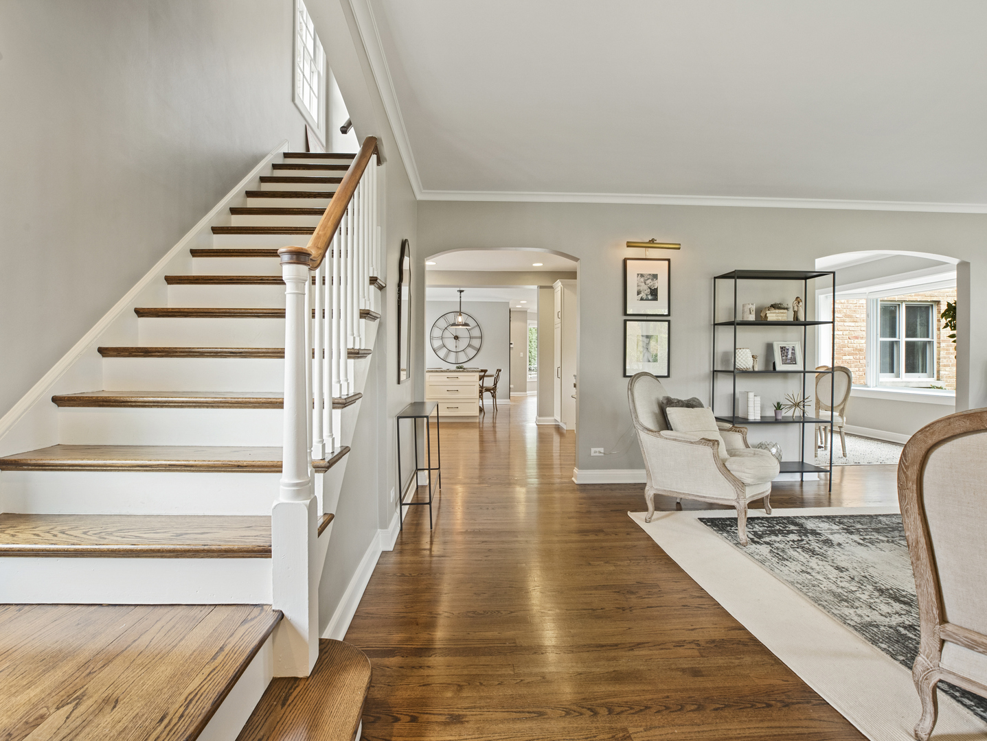 235 May Street Elmhurst, IL 60126 - Photo 2 of 29