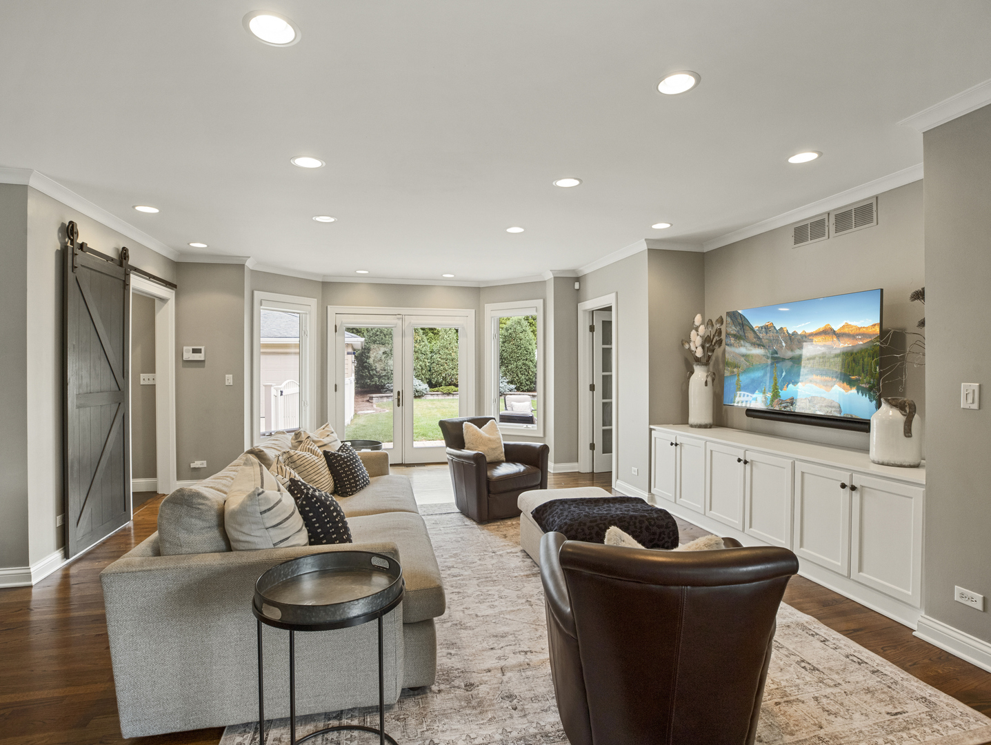 235 May Street Elmhurst, IL 60126 - Photo 10 of 29