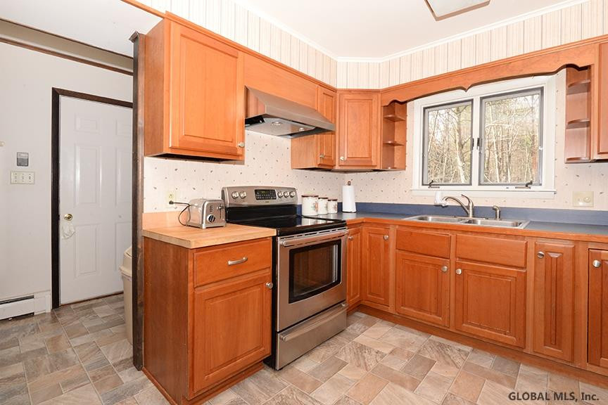 428 Gailey Hill Road Lake Luzerne, NY 12846 - Photo 9 of 64 Photo 9