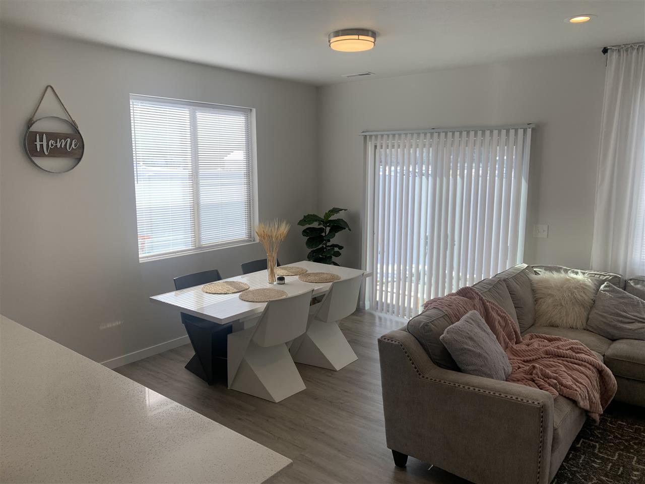 604 South Chronicle Road Spokane Valley, WA 99212 - Photo 5 of 9