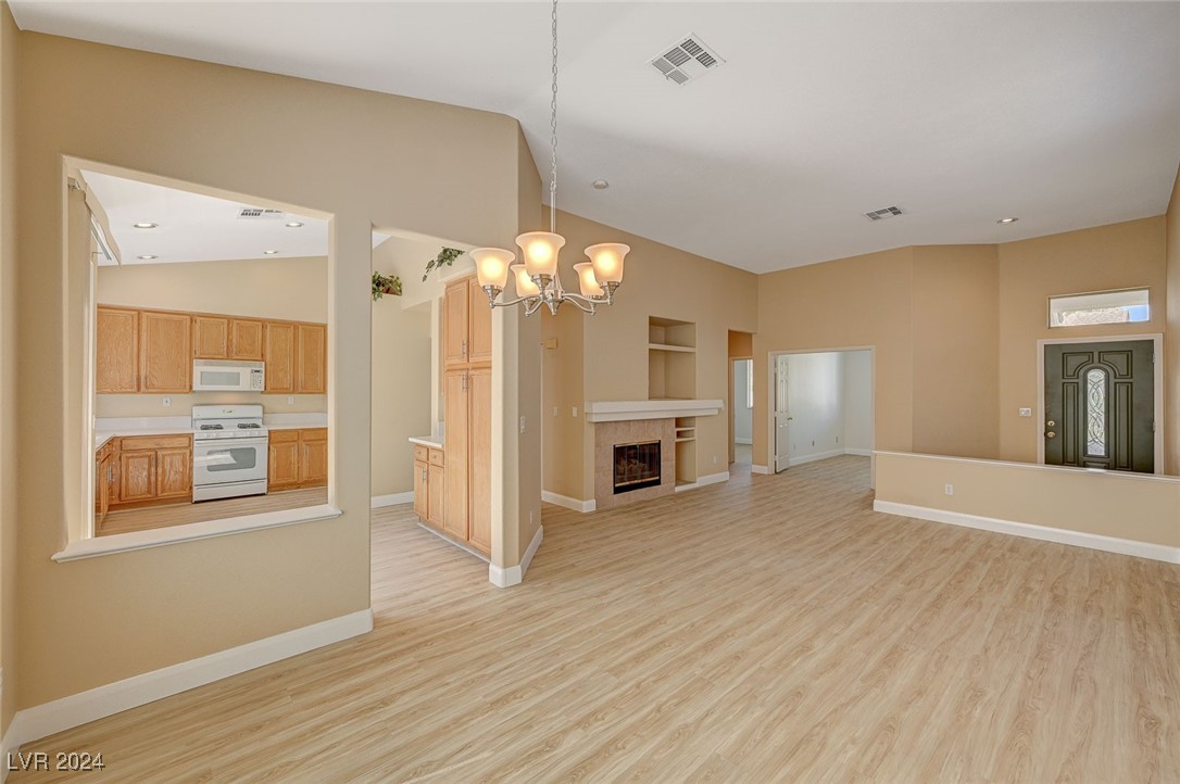 2319 Brockton Way Henderson, NV 89074 - Photo 12 of 44