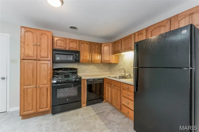 $1,480 | 301 Imperial Drive, Hazelwood, MO 63042