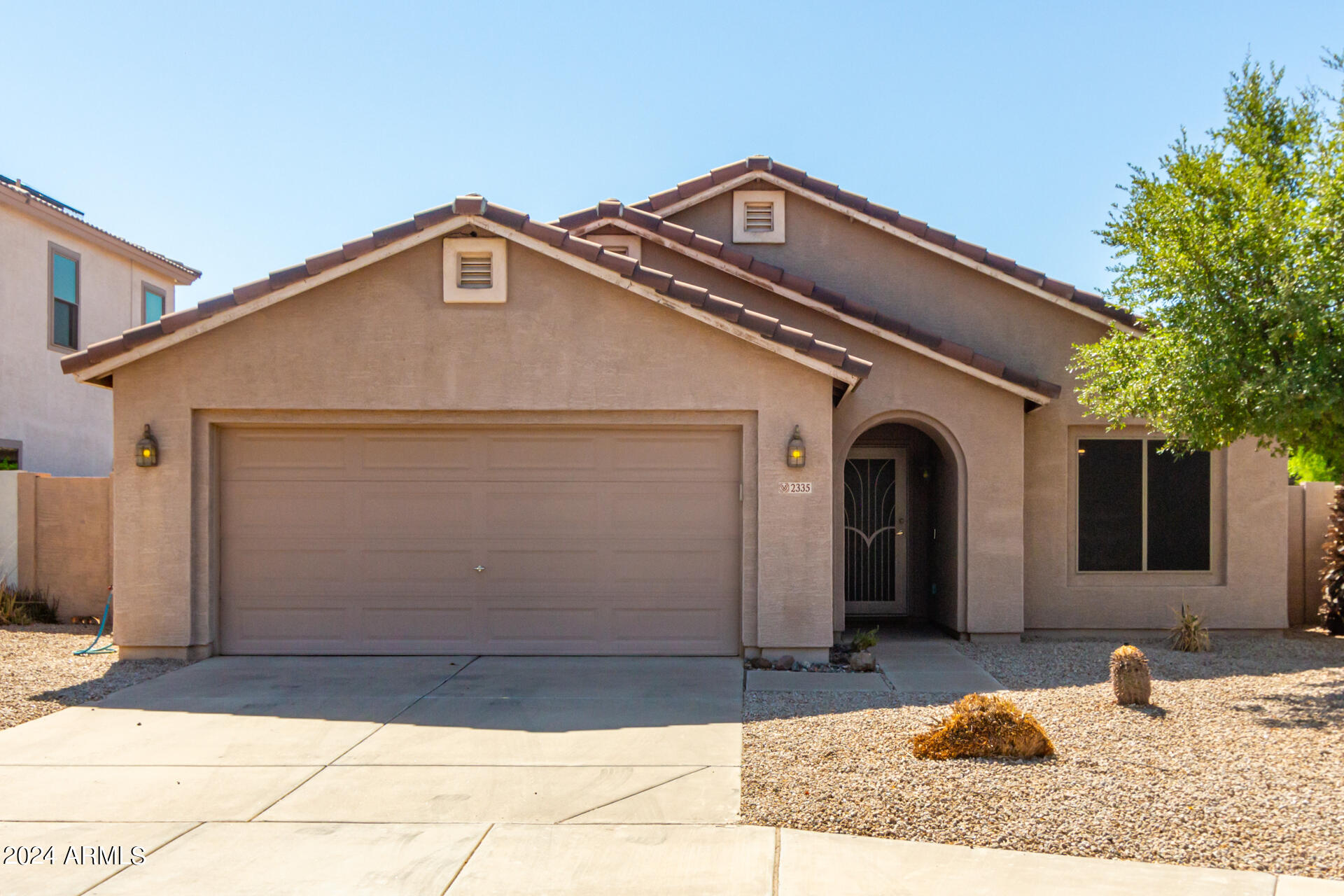 2335 West Darrel Road Phoenix, AZ 85041 - Photo 8 of 32 02-Darrel