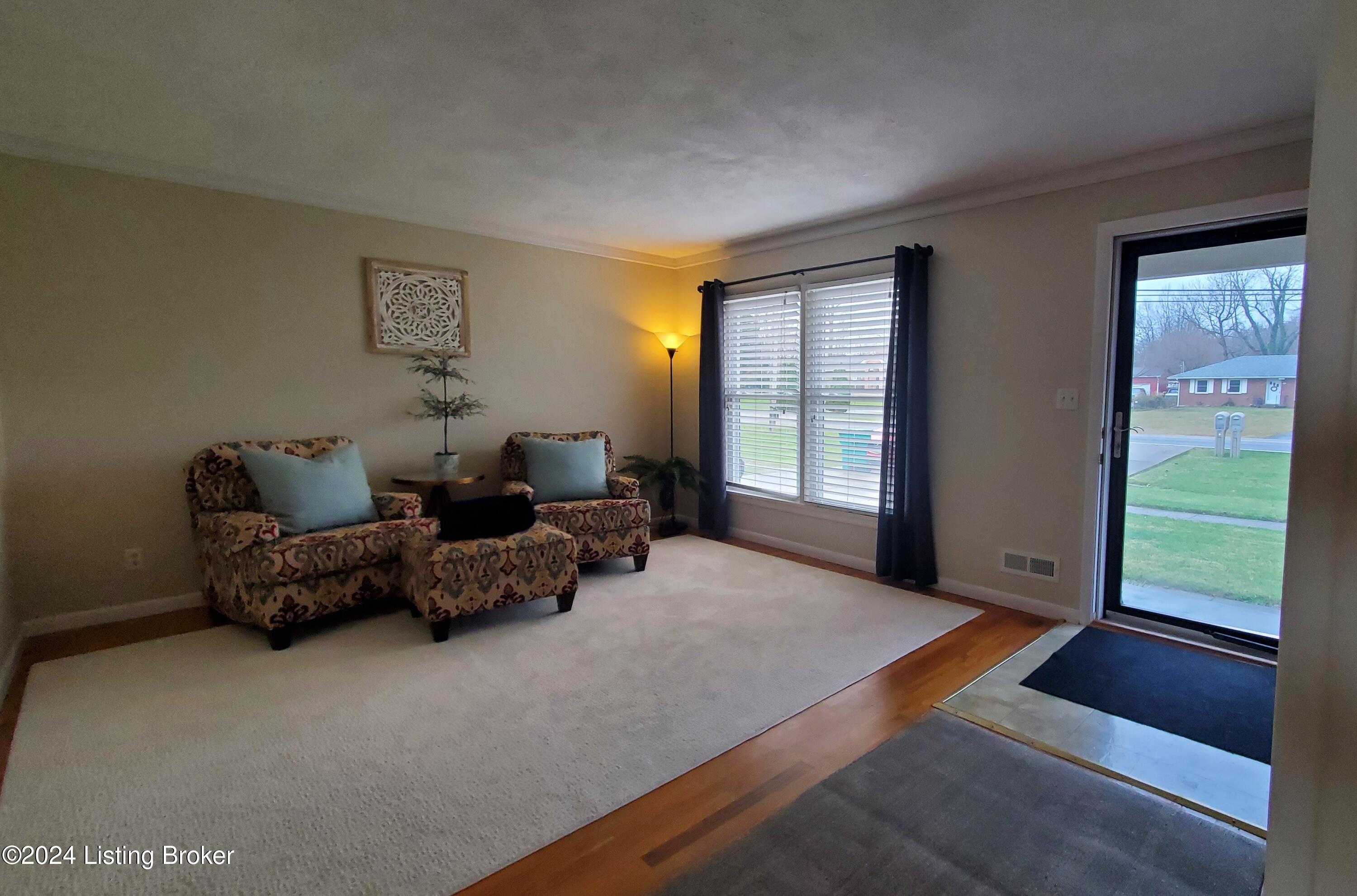 9330 Fairground Road Louisville, KY 40291 - Photo 3 of 27 20241209_104755