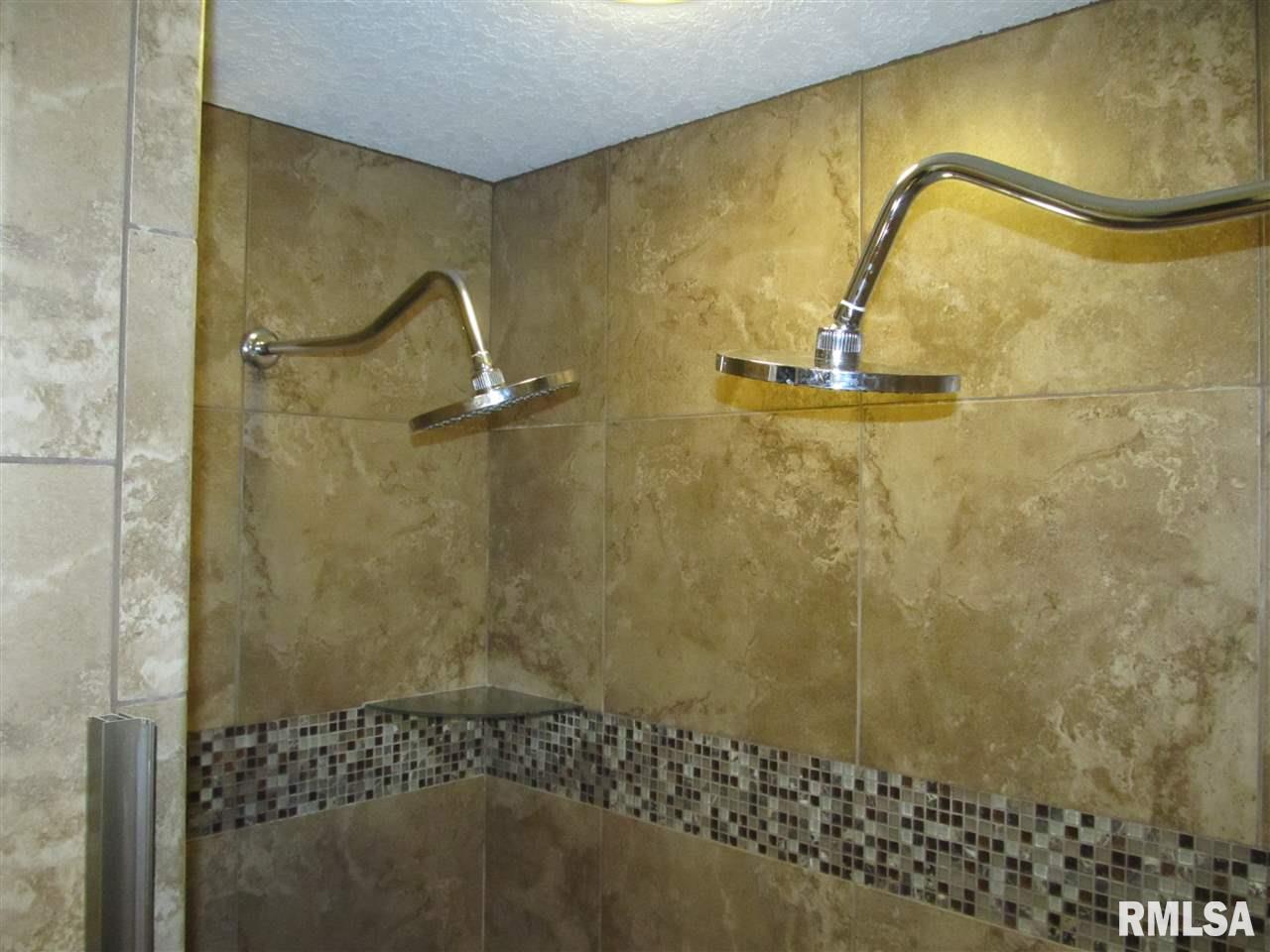 6451 Friendship Path Bettendorf, IA 52722 - Photo 13 of 32