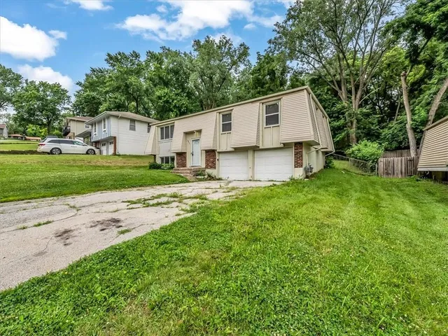 $225,000 | 6456 Northwest 49th Street, Kansas City, MO 64151