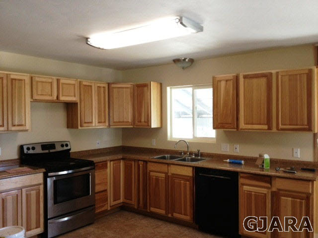 1760 H Road Delta, CO 81416 - Photo 4 of 7 Gallery Image 4