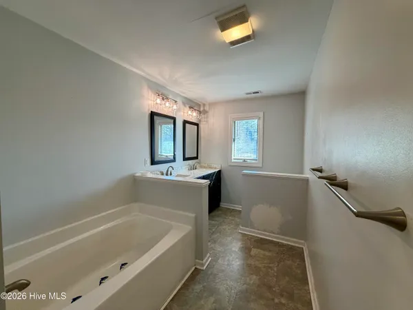 $1,250,000 | 4106 Old Cherry Point Road, New Bern, NC 28560