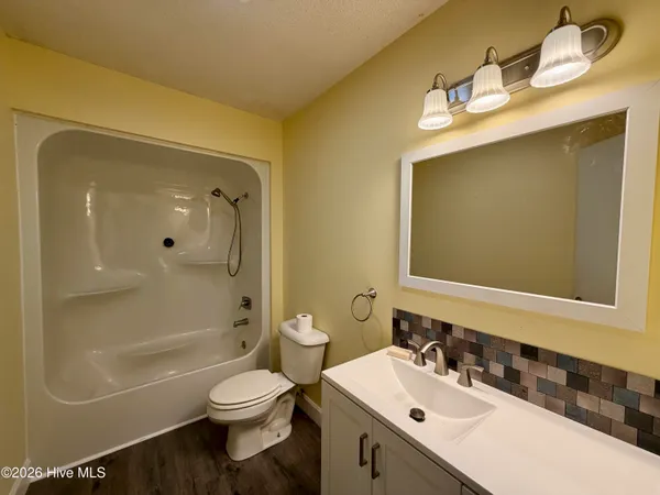 $1,250,000 | 4106 Old Cherry Point Road, New Bern, NC 28560