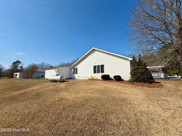 $1,250,000 | 4106 Old Cherry Point Road, New Bern, NC 28560