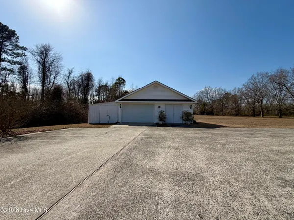 $1,250,000 | 4106 Old Cherry Point Road, New Bern, NC 28560