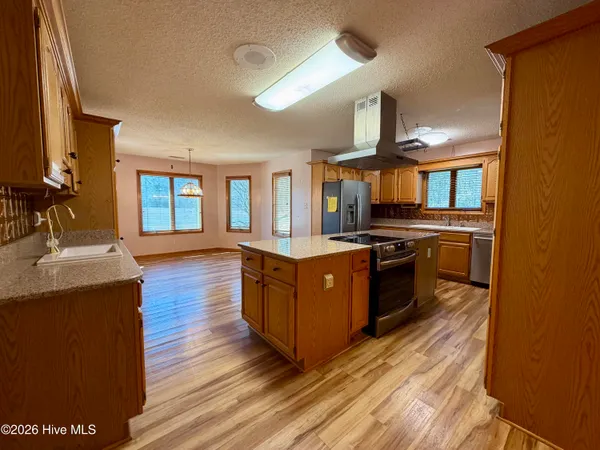 $1,250,000 | 4106 Old Cherry Point Road, New Bern, NC 28560