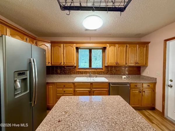 $1,250,000 | 4106 Old Cherry Point Road, New Bern, NC 28560