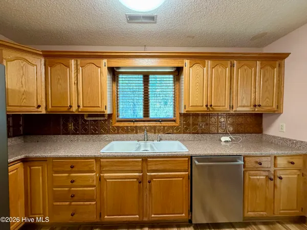 $1,250,000 | 4106 Old Cherry Point Road, New Bern, NC 28560