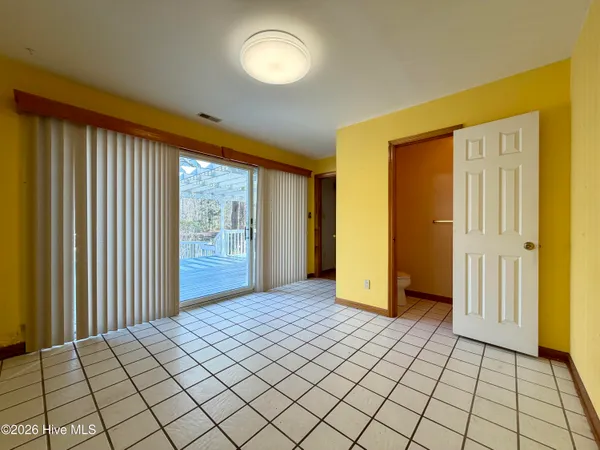 $1,250,000 | 4106 Old Cherry Point Road, New Bern, NC 28560