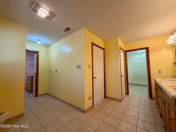 $1,250,000 | 4106 Old Cherry Point Road, New Bern, NC 28560