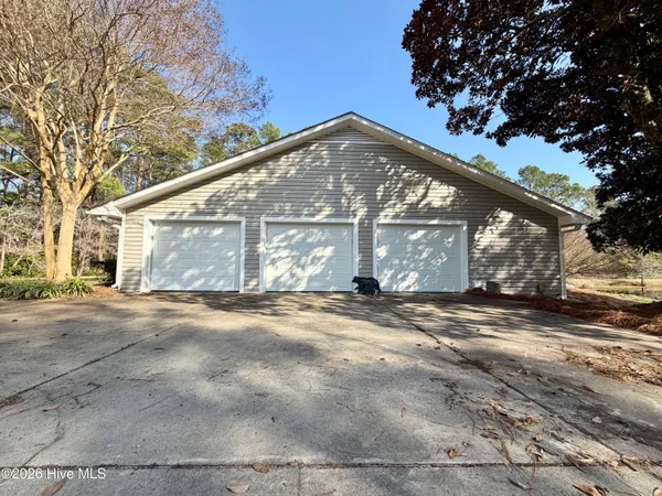 $1,250,000 | 4106 Old Cherry Point Road, New Bern, NC 28560