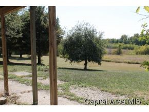 8100 Cascade Road Rochester, IL 62563 - Photo 20 of 24