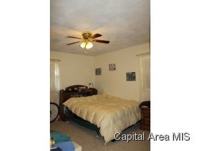 8100 Cascade Road Rochester, IL 62563 - Photo 7 of 24