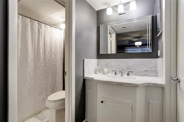 $159,000 | 3401 Timmons Lane, Unit 26, Houston, TX 77027