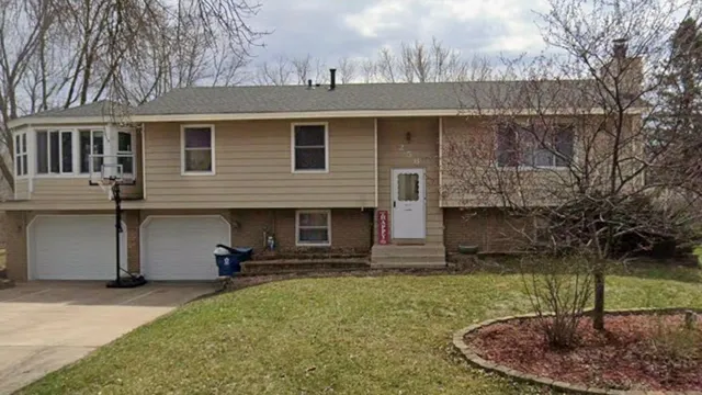 $374,999 | 256 108th Avenue Northwest, Coon Rapids, MN 55448