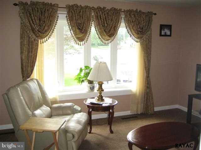 197 Heistand Road York, PA 17402 - Photo 2 of 21 Gallery Image 2