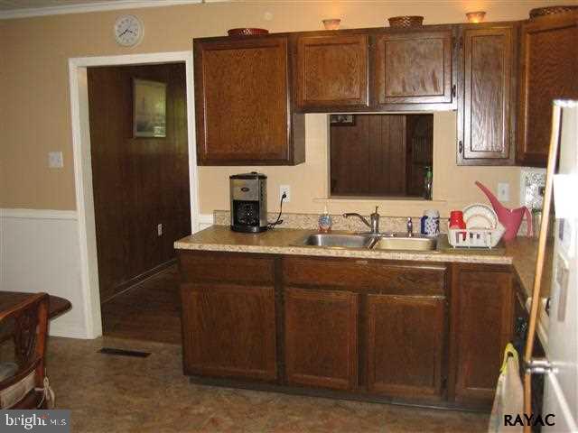 197 Heistand Road York, PA 17402 - Photo 11 of 21 Gallery Image 11