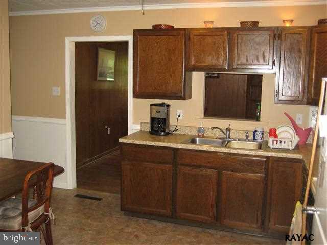 197 Heistand Road York, PA 17402 - Photo 8 of 21 Gallery Image 8