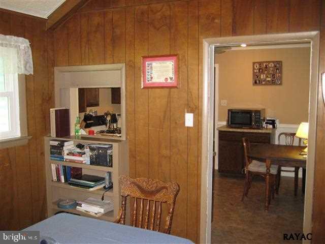 197 Heistand Road York, PA 17402 - Photo 10 of 21 Gallery Image 10