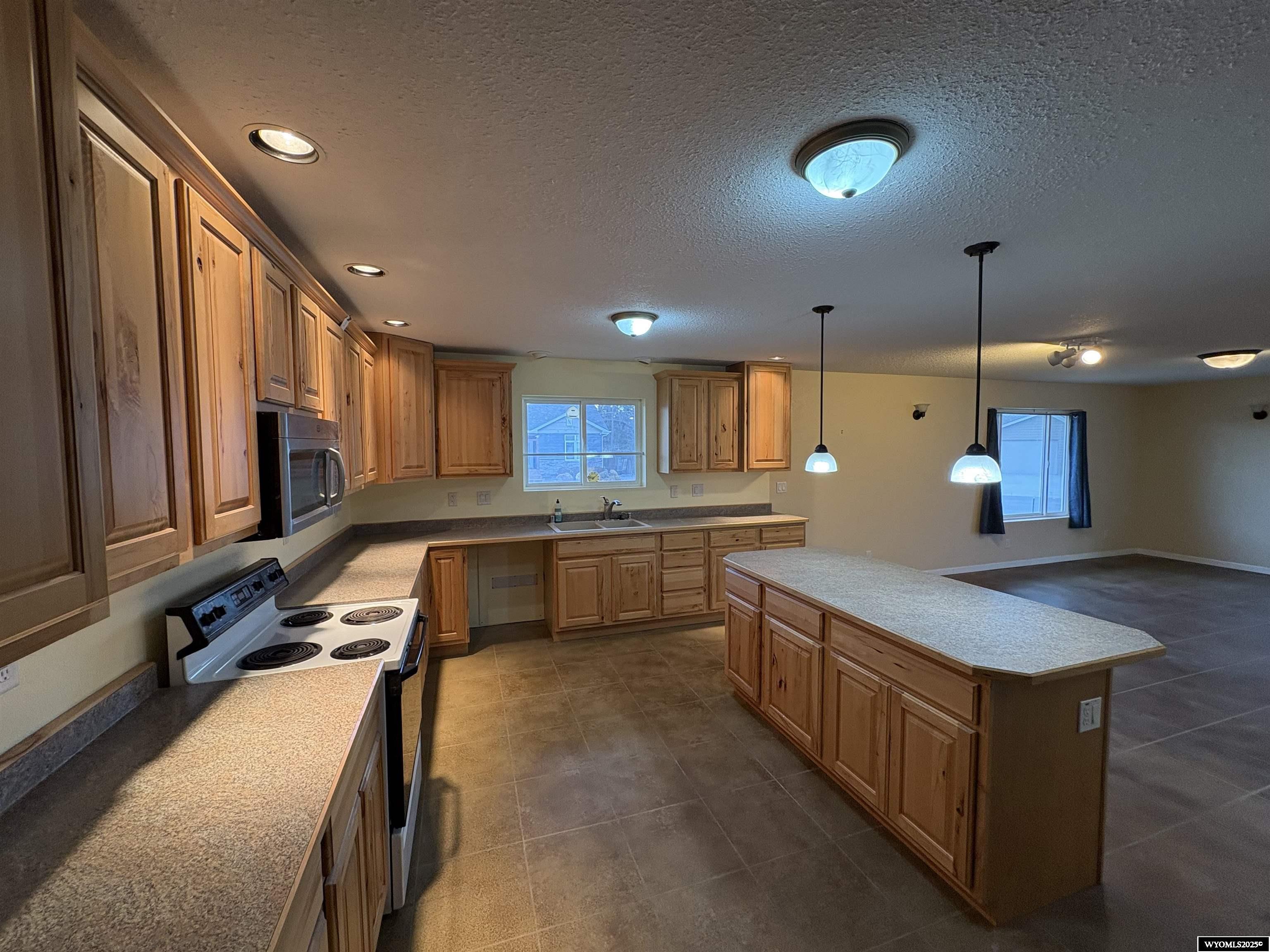 787 Victory Lane Lander, WY 82520 - Photo 9 of 50