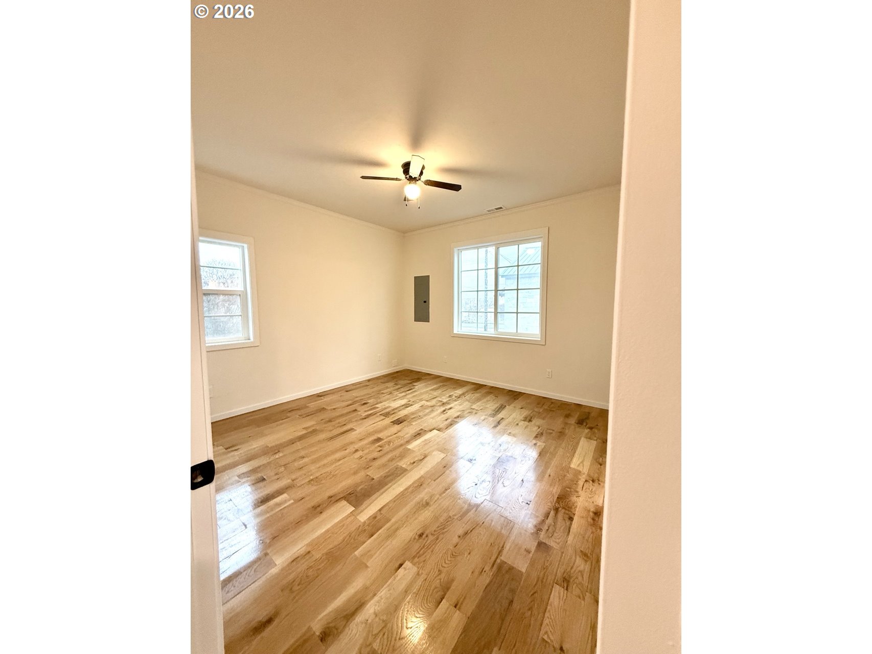 230 E Street North Powder, OR 97867 - Photo 12 of 34 a view of an empty room with windows