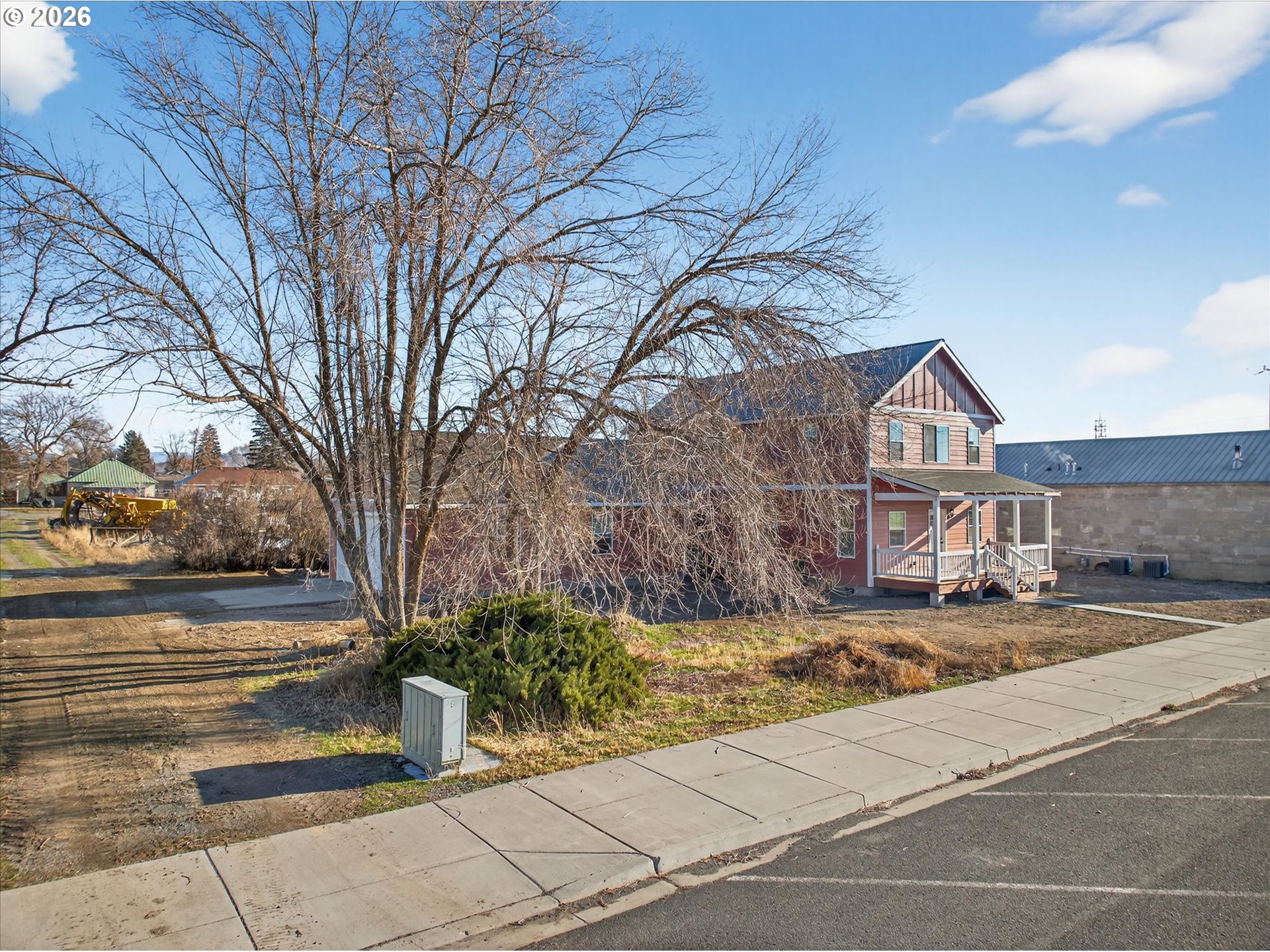 230 E Street North Powder, OR 97867 - Photo 29 of 34 a view of a house with a yard