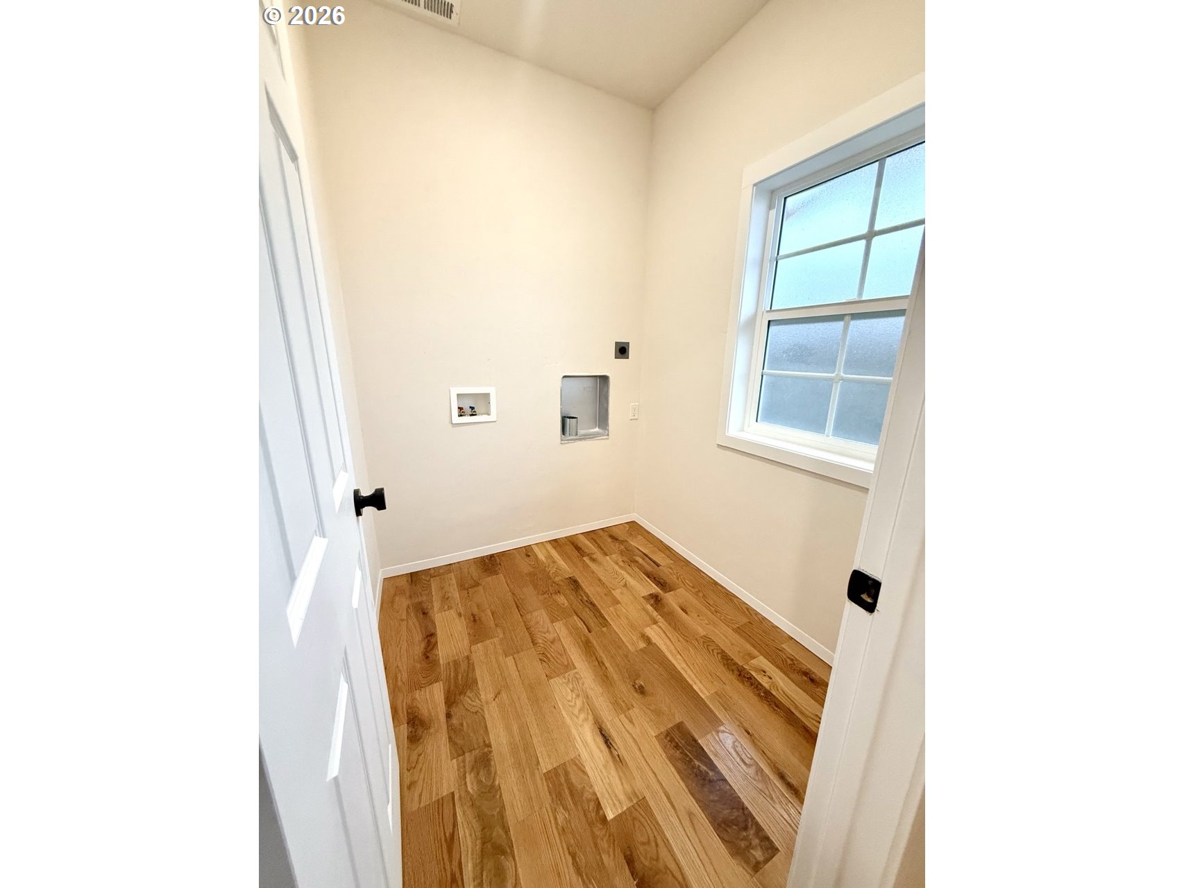 230 E Street North Powder, OR 97867 - Photo 6 of 34 a view of bathroom