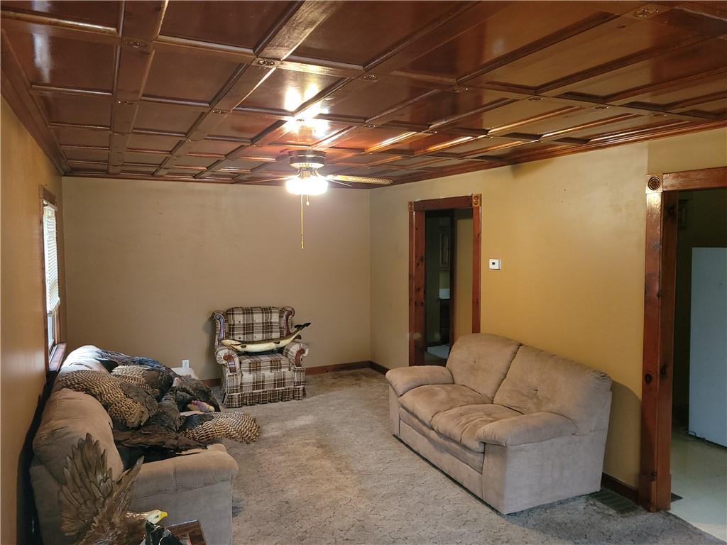 116 Willadell Road Transfer, PA 16154 - Photo 10 of 23 a living room with furniture