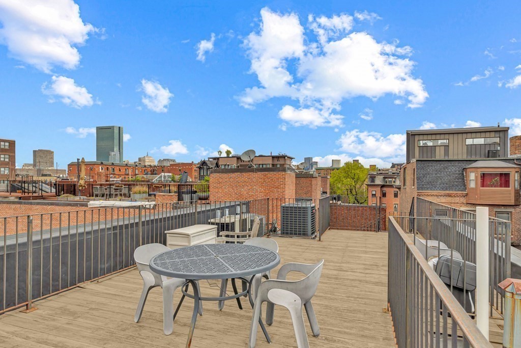 10 East Springfield Street, Unit 3 Boston, MA 02118 - Photo 23 of 26 a view of a balcony with furniture