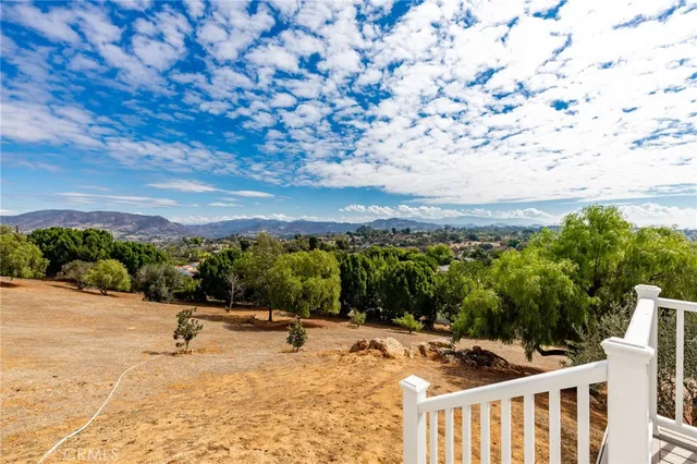 $985,000 | 812 Quail Hill Road, Fallbrook, CA 92028