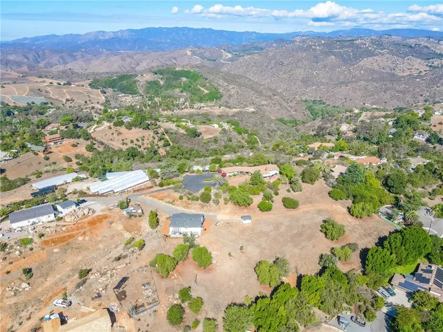 $985,000 | 812 Quail Hill Road, Fallbrook, CA 92028