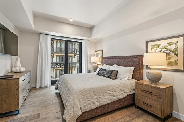 $899,000 | 740 Village Drive, Unit 404, Donnelly, ID 83615