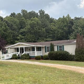 5140 Stewartsville Road Moneta, VA 24121 - Photo 25 of 26 IMG_1706 (2)