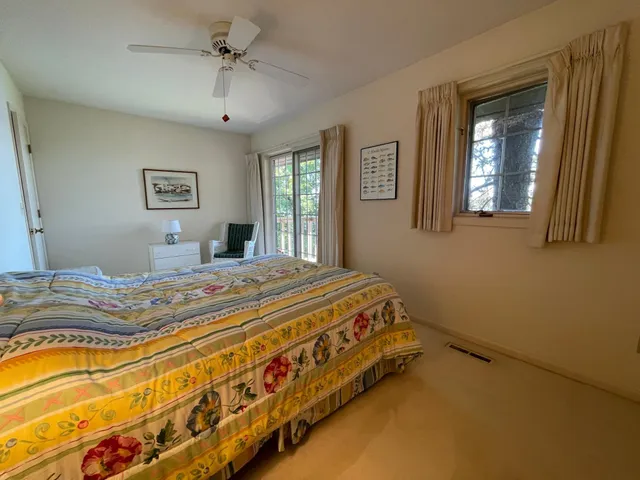 $3,500 | 44 Peninsula Road, Dellwood, MN 55110