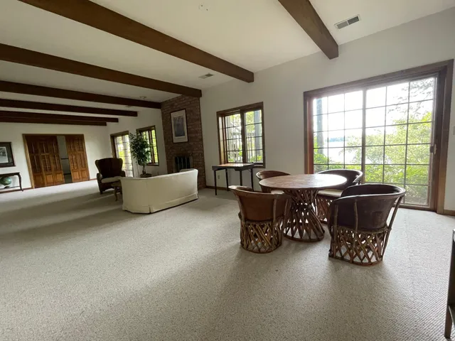 $3,500 | 44 Peninsula Road, Dellwood, MN 55110