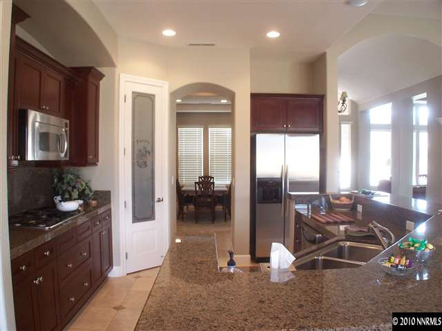 15140 Redmond Loop Reno, NV 89511 - Photo 4 of 13 Photo 4