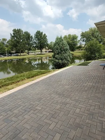 $599,000 | 1028 Aspen Court, Lake Zurich, IL 60047