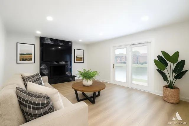 $599,000 | 1028 Aspen Court, Lake Zurich, IL 60047