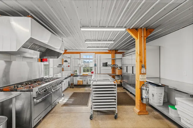 $900,000 | 427 Mt Pisgah Road, Winthrop, ME 04364