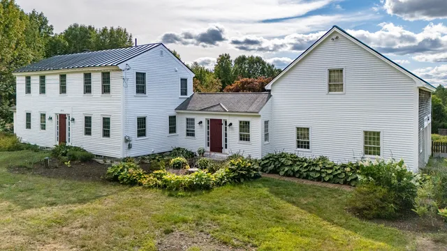 $900,000 | 427 Mt Pisgah Road, Winthrop, ME 04364